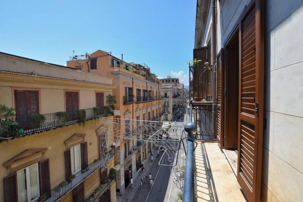 Iflat Casa Teso Con Terrazza Sui Tetti Διαμέρισμα Παλέρμο Εξωτερικό φωτογραφία